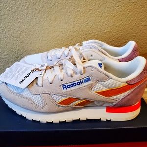 Reebok classic leather shoes.